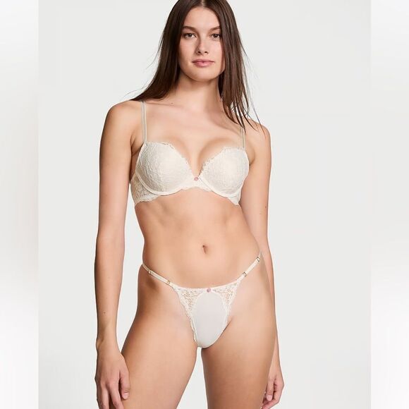 NWT- DREAM ANGELS
Lace-Trim Adjustable V-String Panty- size Medium - Picture 5 of 7